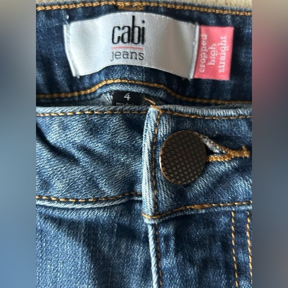 Cabi Women’s Cropped High Straight Leg Distressed Denim Jeans - Size 4 - Picture 3 of 7